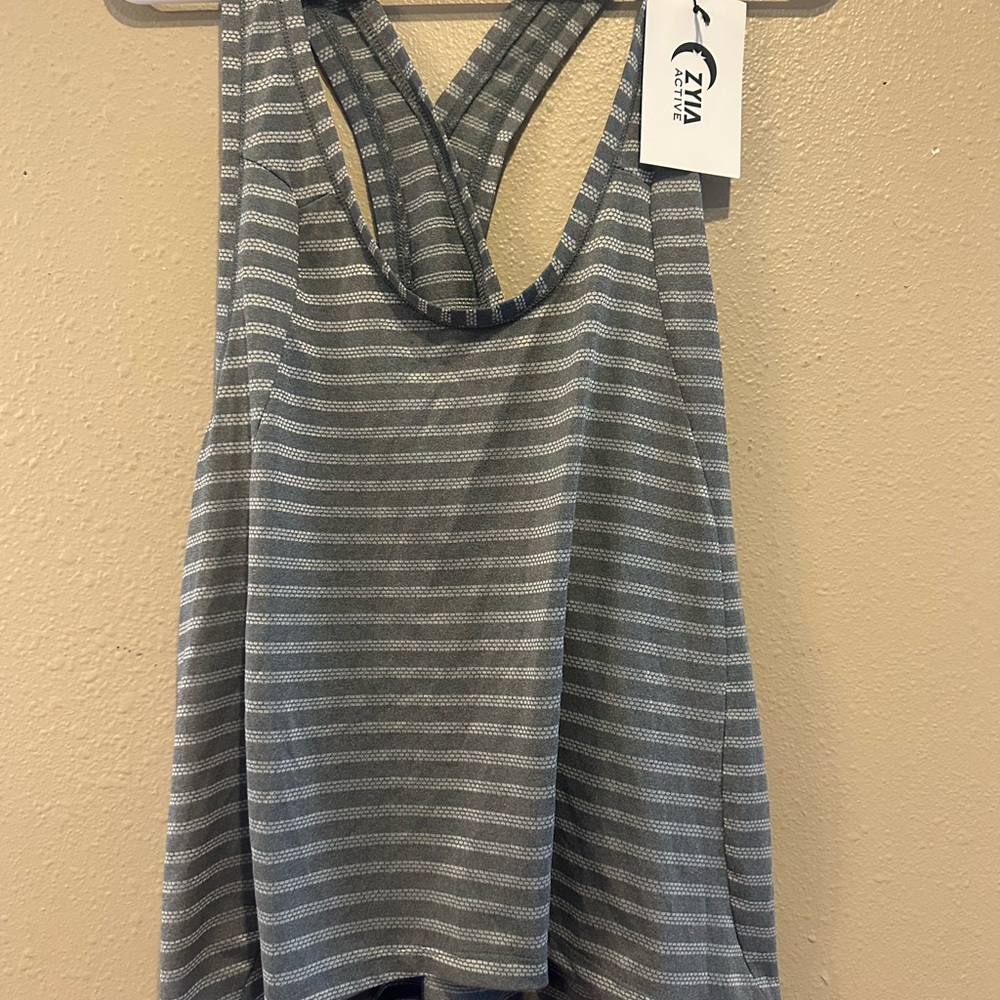 ZYIA Gray and White Striped Tank Top